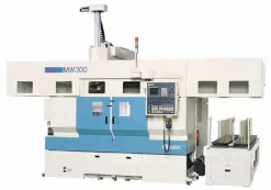 Industrial Muratec MW300 för precisionsmetallbearbetning.